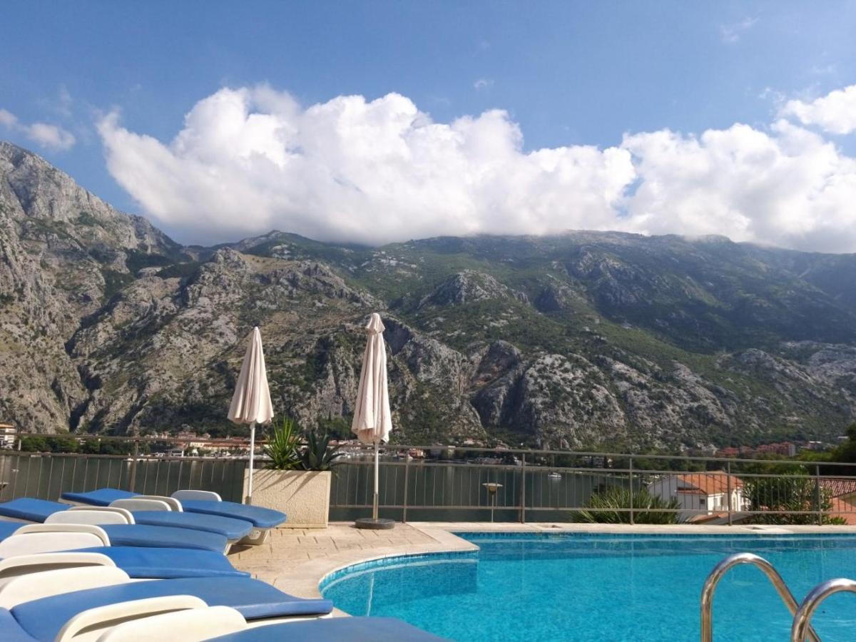 Apartamento Radiant Kotor Exterior foto
