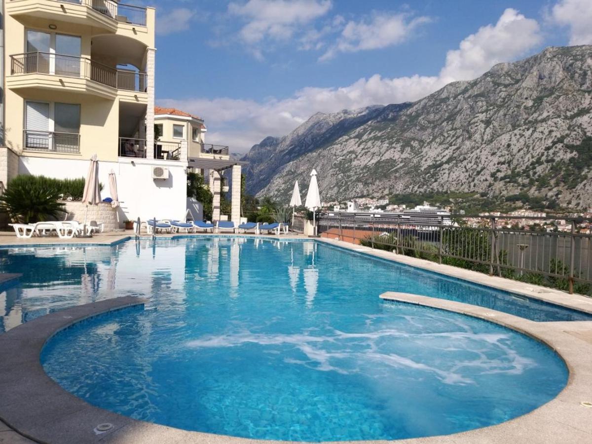 Apartamento Radiant Kotor Exterior foto