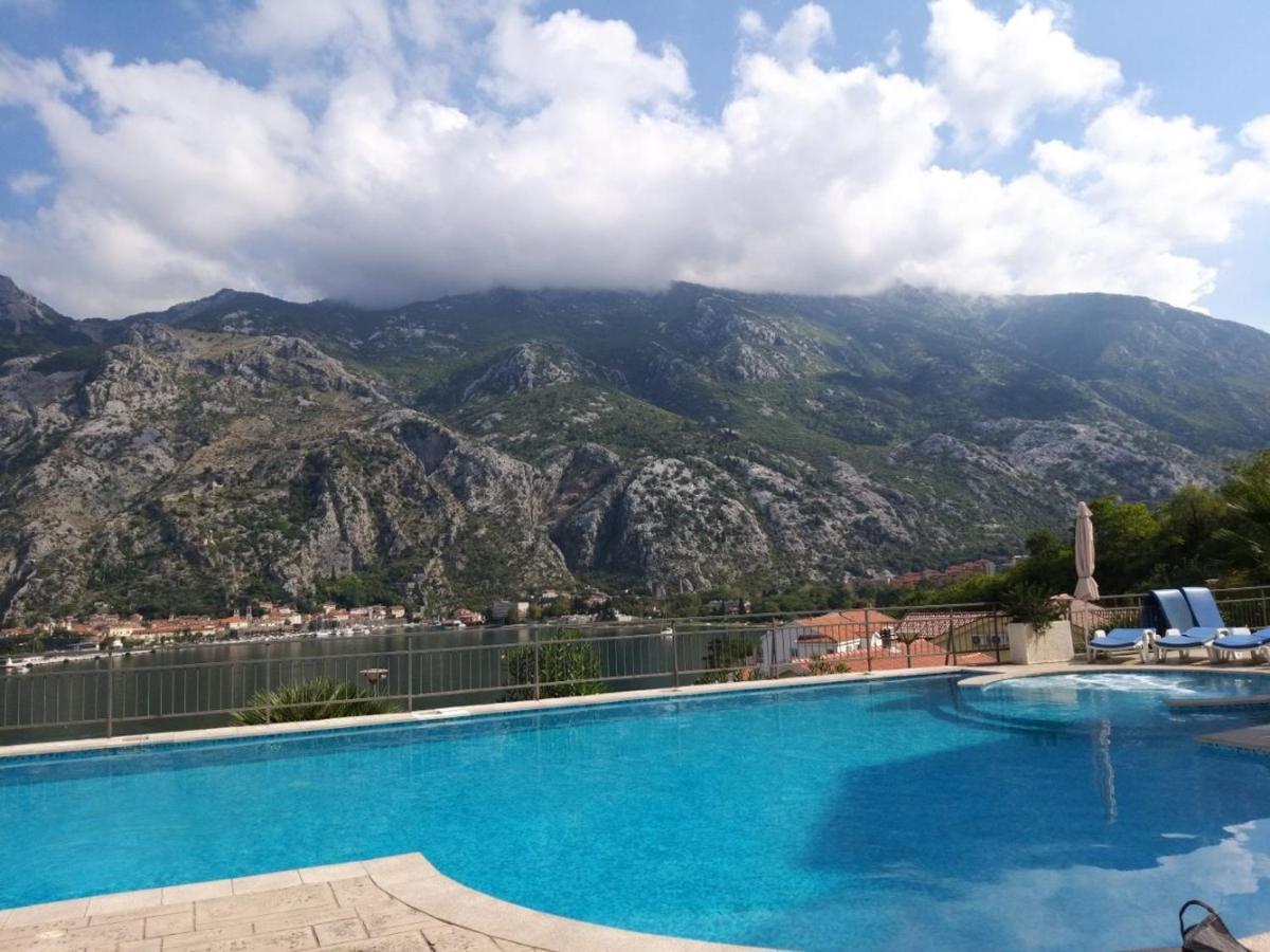 Apartamento Radiant Kotor Exterior foto