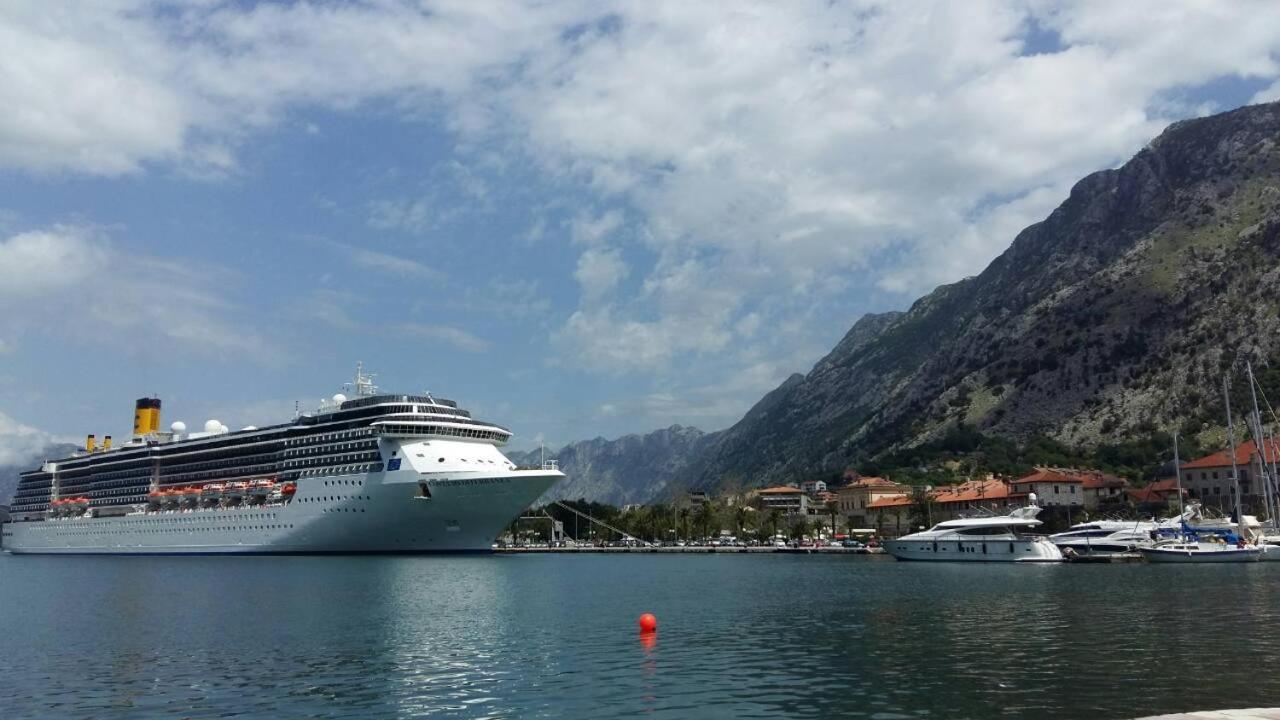 Apartamento Radiant Kotor Exterior foto
